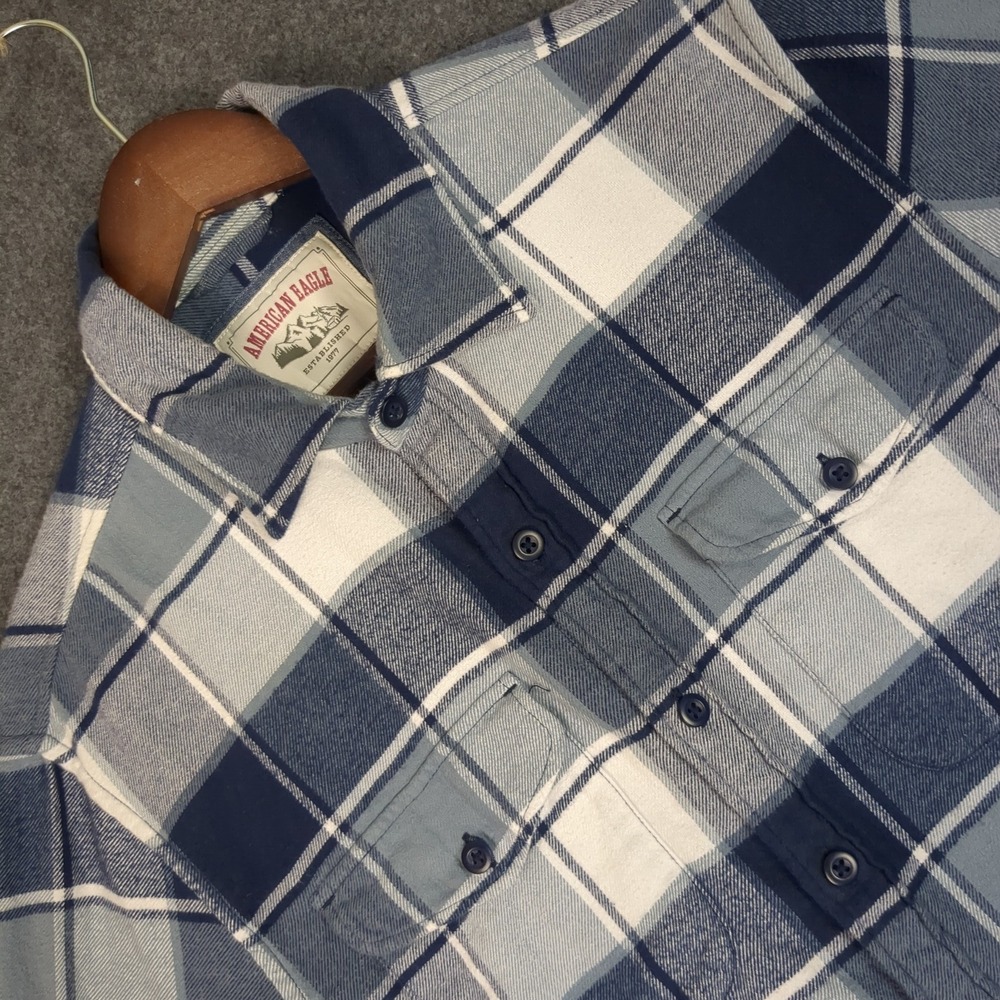 American Eagle Mens‎ Small Blue Plaid Flannel Button Down Shirt Stretch Slim Fit